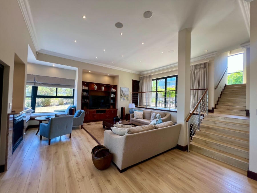 5 Bedroom Property for Sale in Oubaai Western Cape